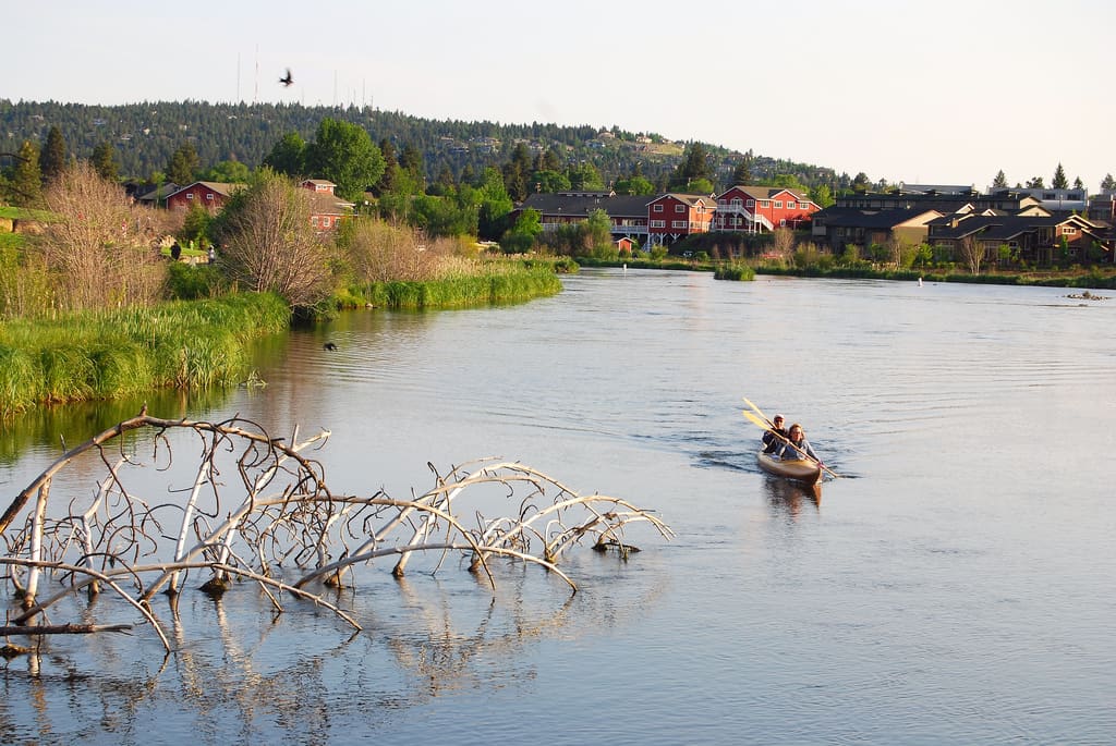 Kayaking on the Deschutes River when visiting Bend, Oregon (Old Mill District)  